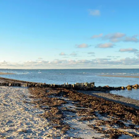 Vakantiehuis Gorgeous In Glesborg With Sauna