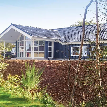 Vakantiehuis Gorgeous In Glesborg With Sauna *