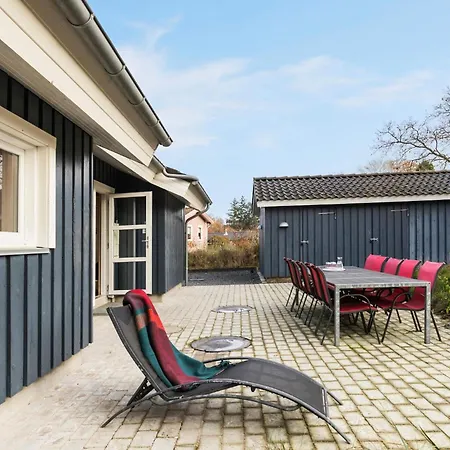 Vakantiehuis Gorgeous In Glesborg With Sauna Glesborg